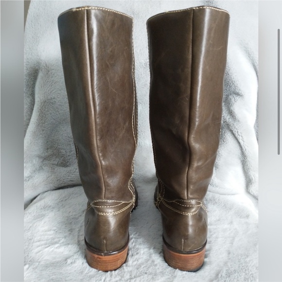 Frye Millie Campus Boot - Picture 2 of 8